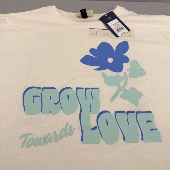 NWT Universal Thread Shirt L Cream Grow Towards Love Floral Graphic Tee Boho - Picture 3 of 10